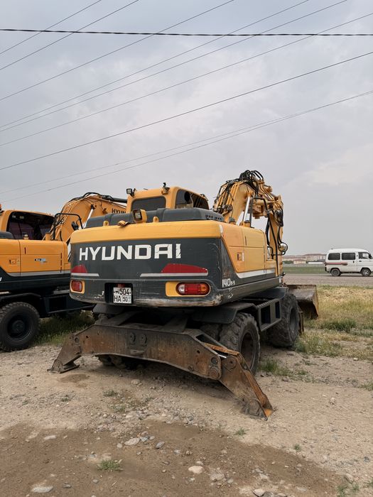 Hyundai эксковатор 140. W-9.  2010.