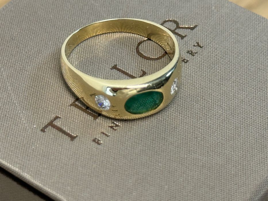Inel aur 14K cu smarald natural 0.71 ct și diamante, 6.11g