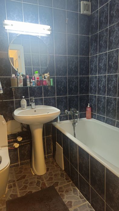 Apartament 2 camere de închiriat