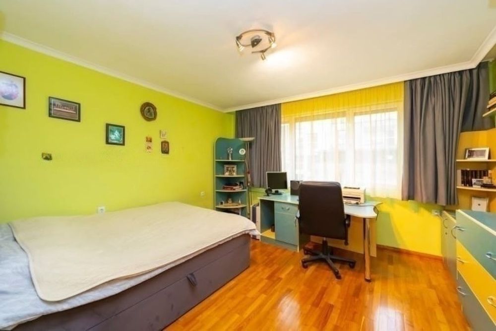 Продава се Тристаен апартамент в София, Гео Милев - 111 кв.м за 4235 €/кв.м - Снимка #3