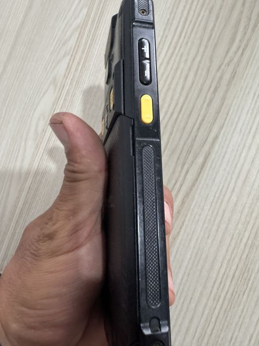 Pda telefon dual sim DHL rezistent ia socuri