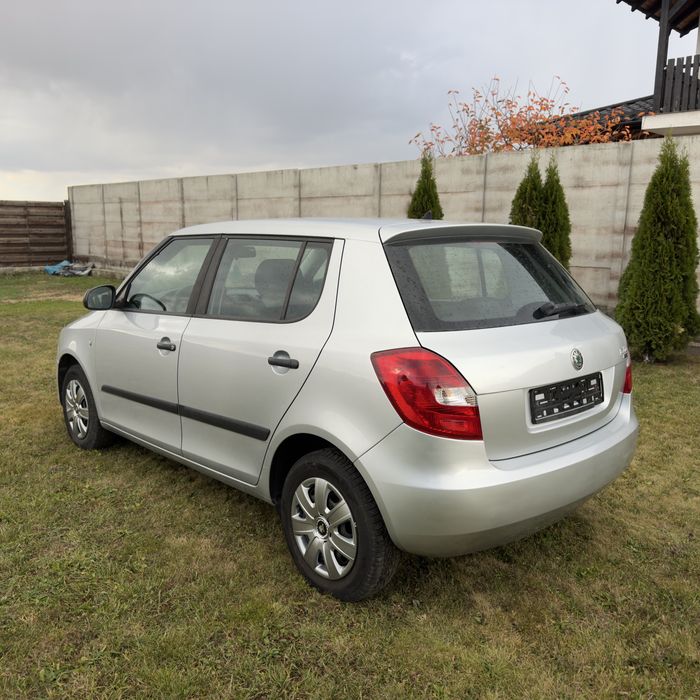 SKODA Fabia 2010 — imagine 4