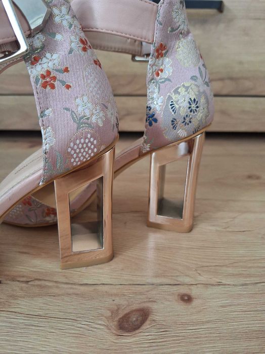 Сандали Sergio tozzi