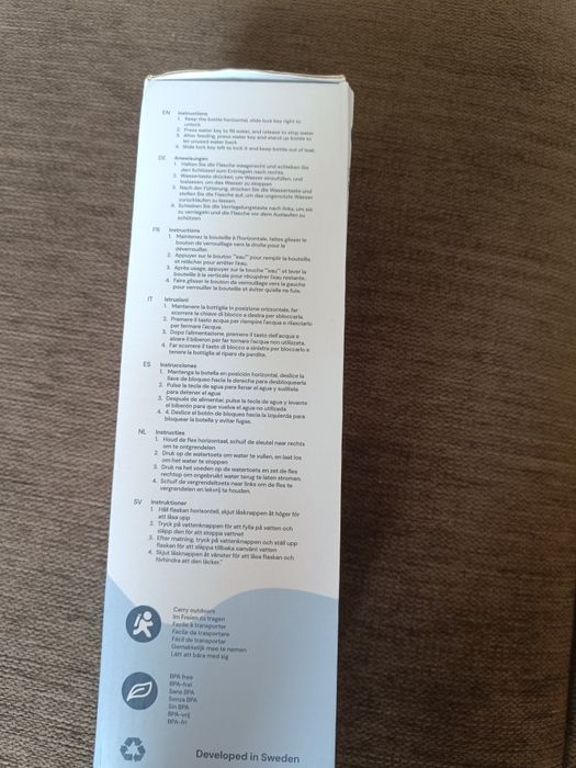 Sticlă portabilă pentru apă câini MalsiPree 550ml - Nouă, anti-scurgere