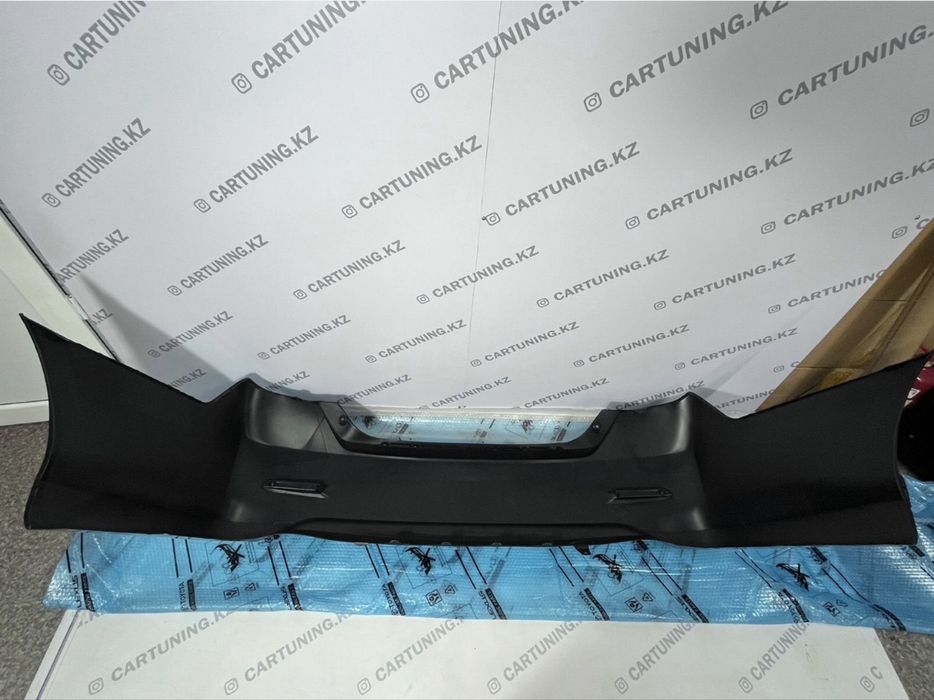 Задний бампер на CAMRY 50 под оригинал