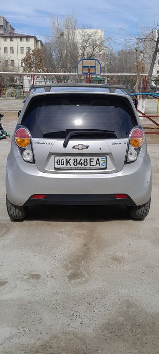 Автомобиль spark