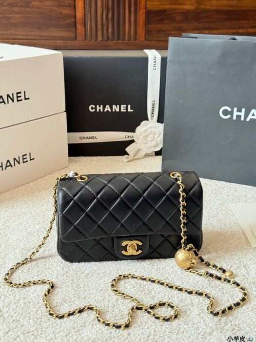 Geanta Chanel piele