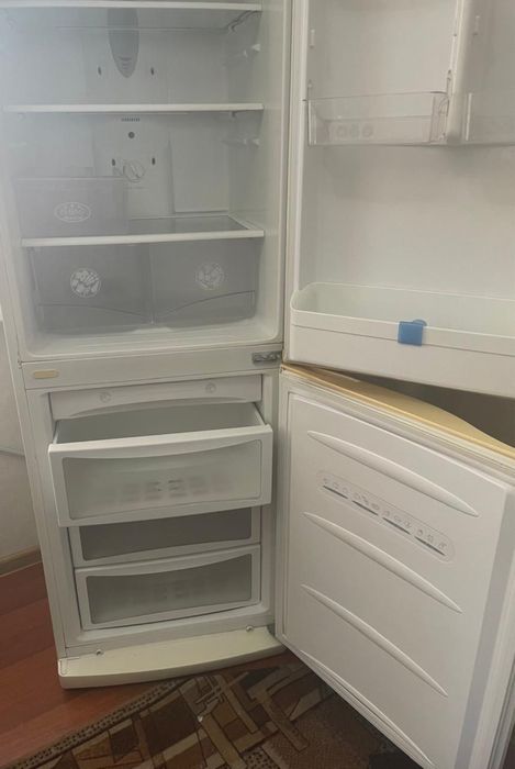 Холодильник   lg