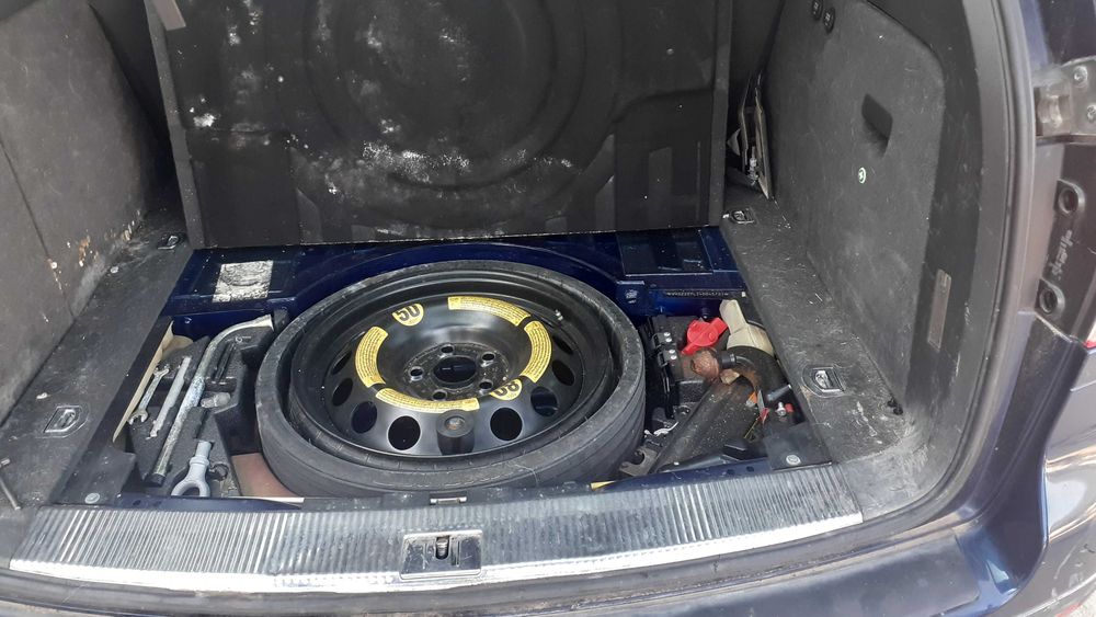 VW Touareg-2.5дизел/175к.с./2004г-на части