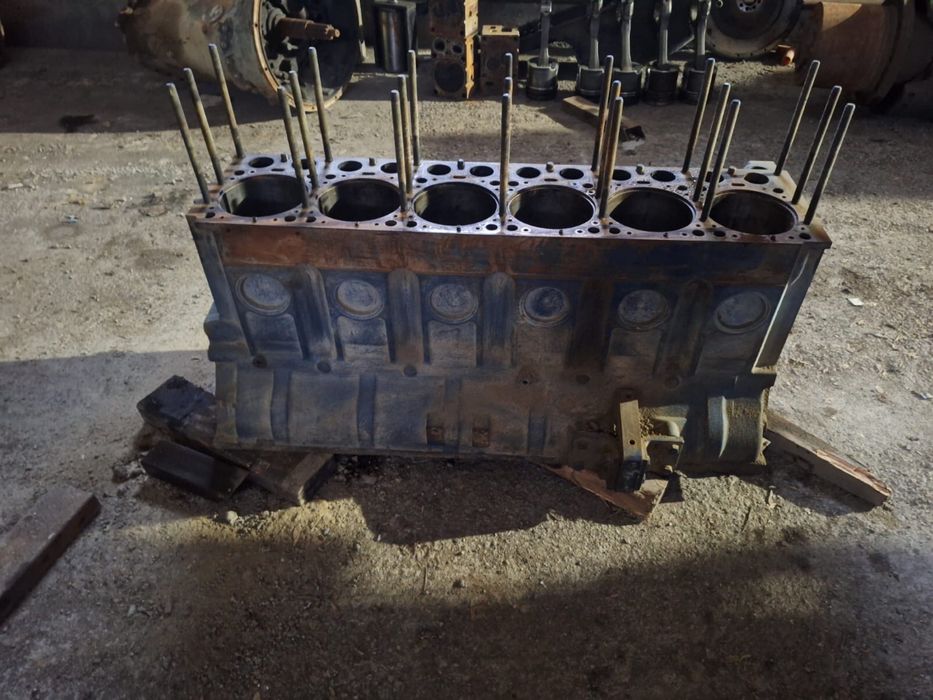 Головки блока цилиндров , блок нашахман WD 618