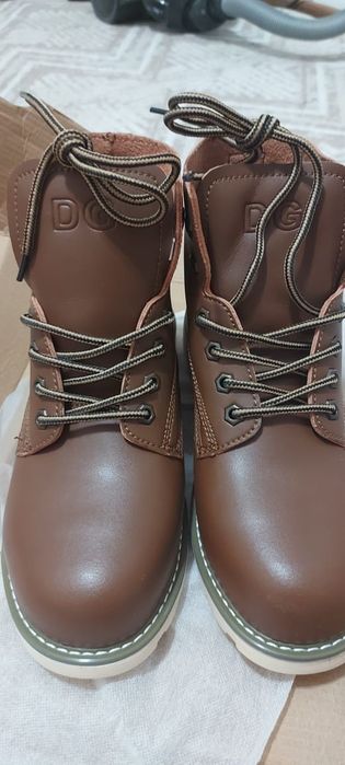 Ботинкалар сатылады