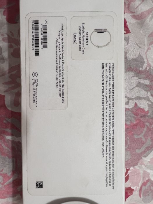 Продам часы Apple Watch 7