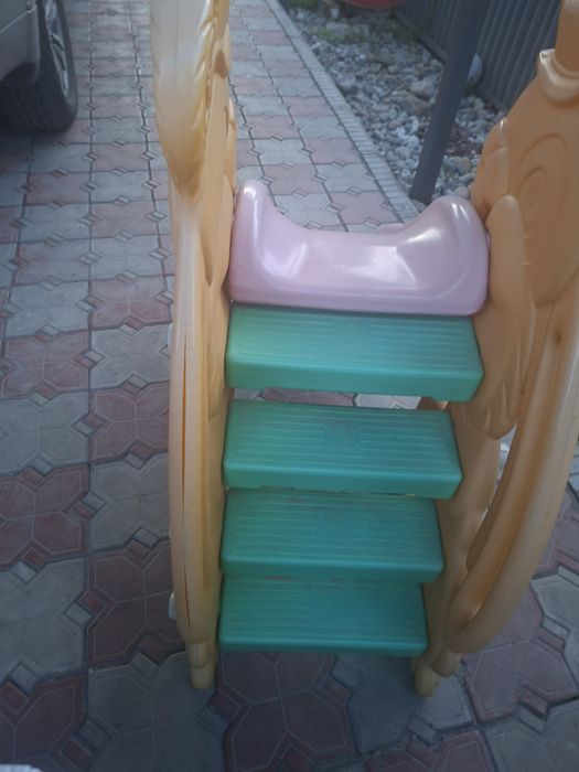 Продам детскую горку б/у