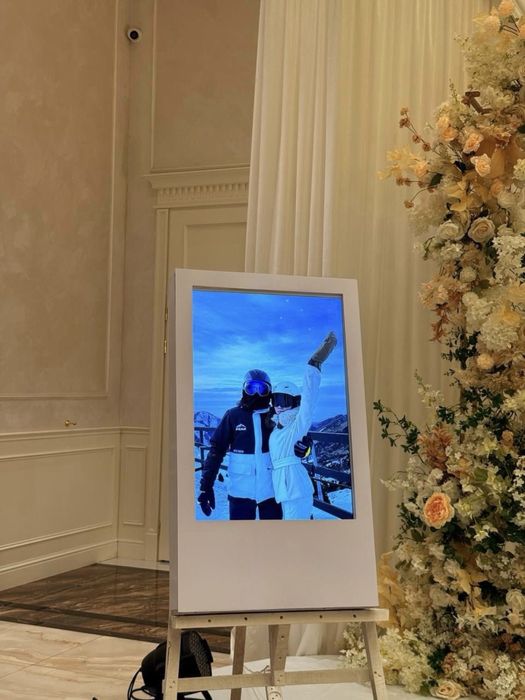 LED мольберт жалға беріледі.  LED мольберт сдаётся в аренду.