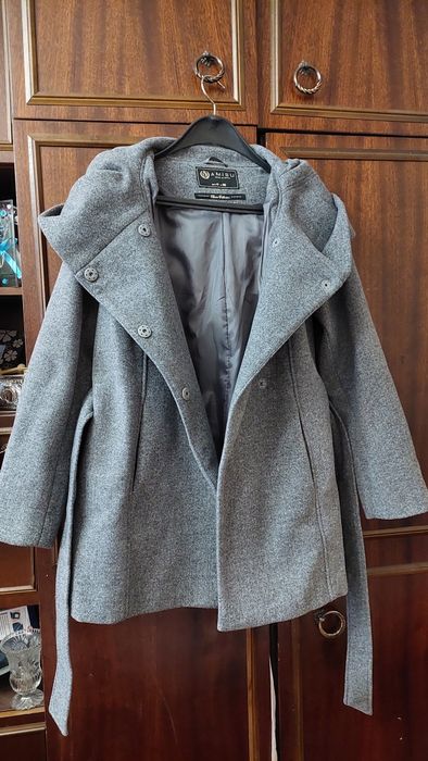 Сиво дамско палто