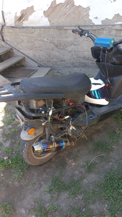 Продам мопед м8 срочно