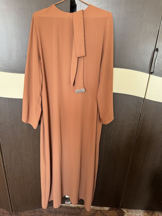 Әдемі көйлектер .