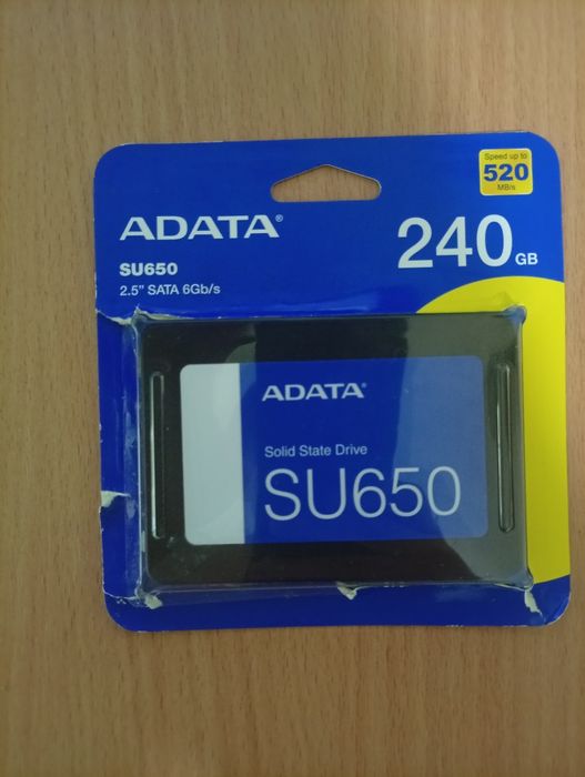 Solid state drive 240 GB