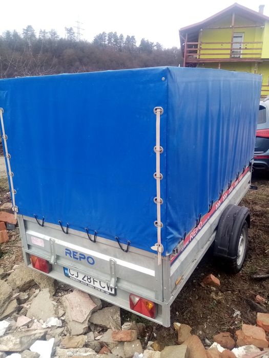 Închiriez remorca de 750 kg