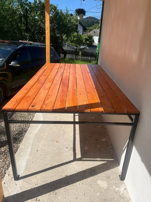 De vânzare mese  diferite modele