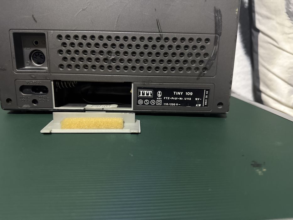 Vand radio ITT Tiny 109