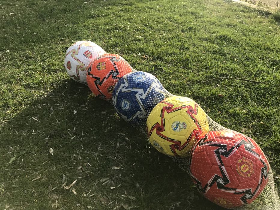 Футболни топки (+ баскетболна)