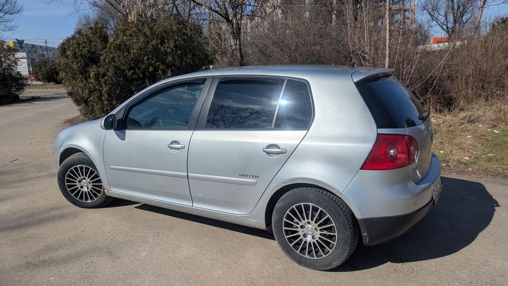 VW GOLF 5 benzina 1.4 MPI 2009