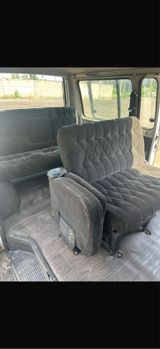 Mitsubishi l300.   Бензин 2 литра