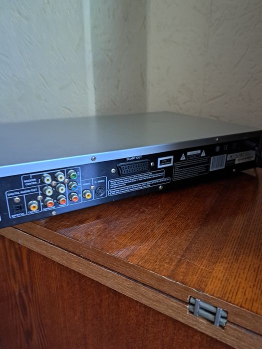 Голям телевизор плюс подарък