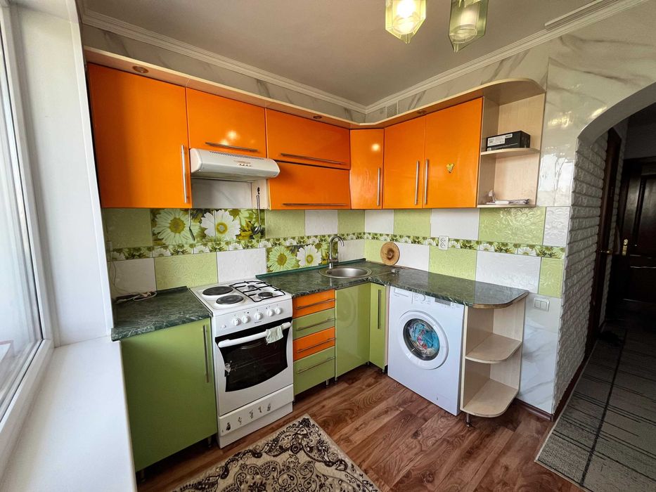 Продам 1 ком у сити молла