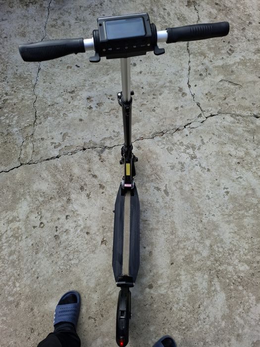 Trotinetă electrică marca Kugoo S1 , 424 Km parcurși.