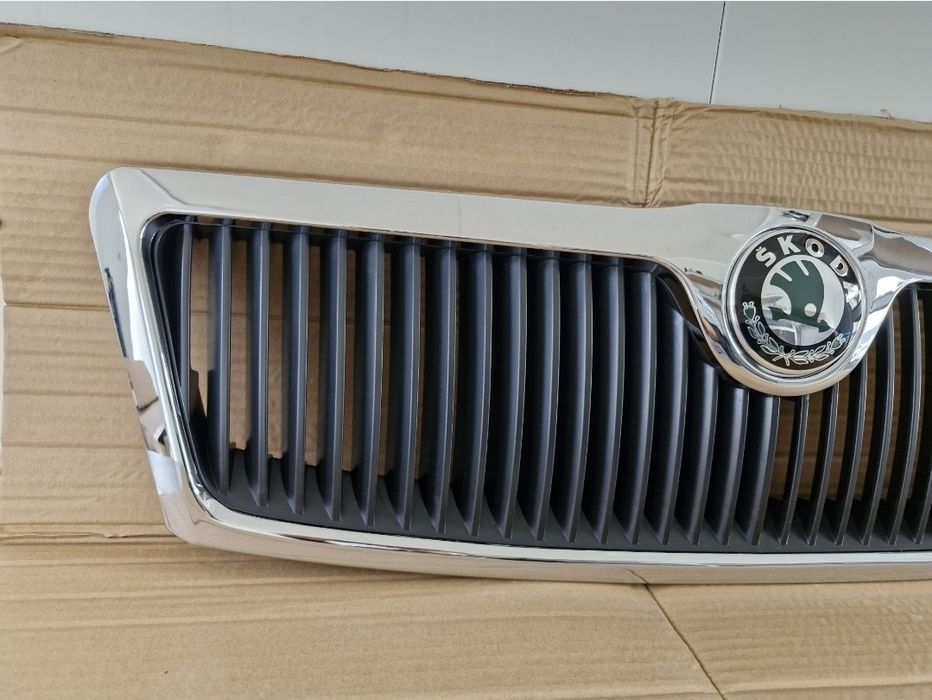 Grila centrala Skoda Octavia 2 NOUA AM 2004-2008