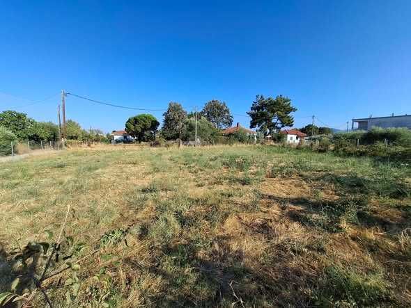 Продава се парцел с площ 1000 м2 в Аспровалта, Гърция