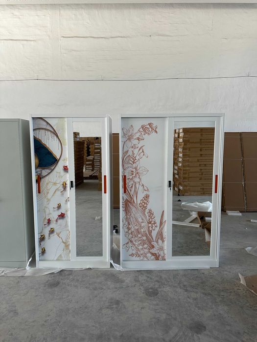 Temir shkaf sirpanma eshikli / Стальной шкаф с раздвижными дверями