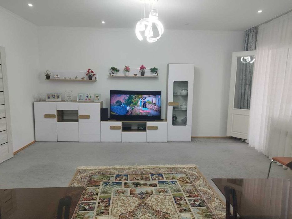 Айбека ул.Нукусская рядом "Шох" мед.центр Б\Ц "Авалон" 187 кв.м 4\4\9