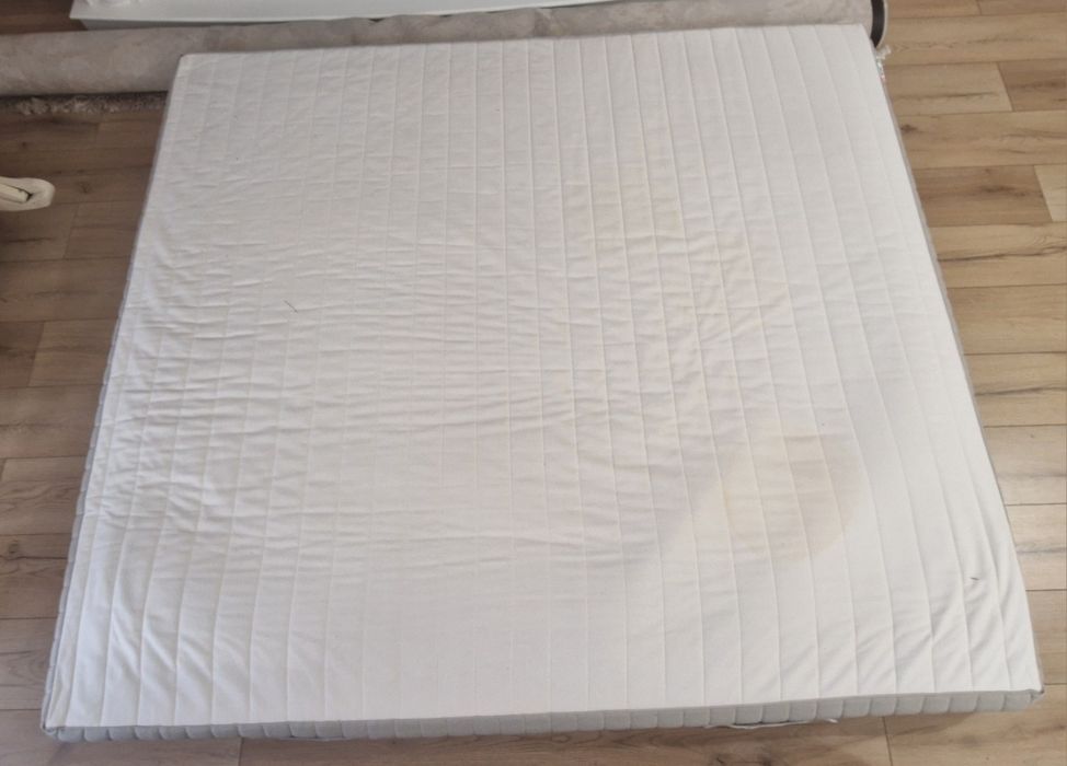 Продам матрас 180×200