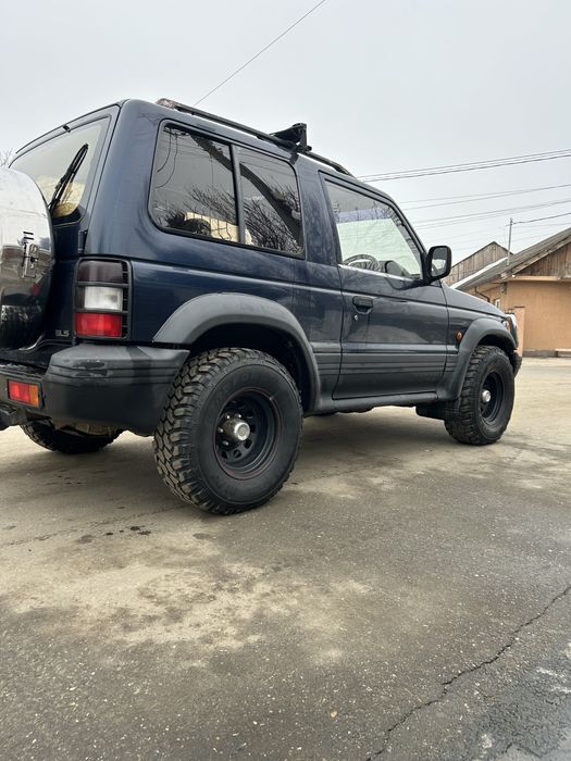 Mitsubishi pajero 3.0 v6