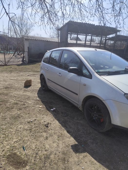 Ford focus c max suant la nmr 74patru92patru96unu