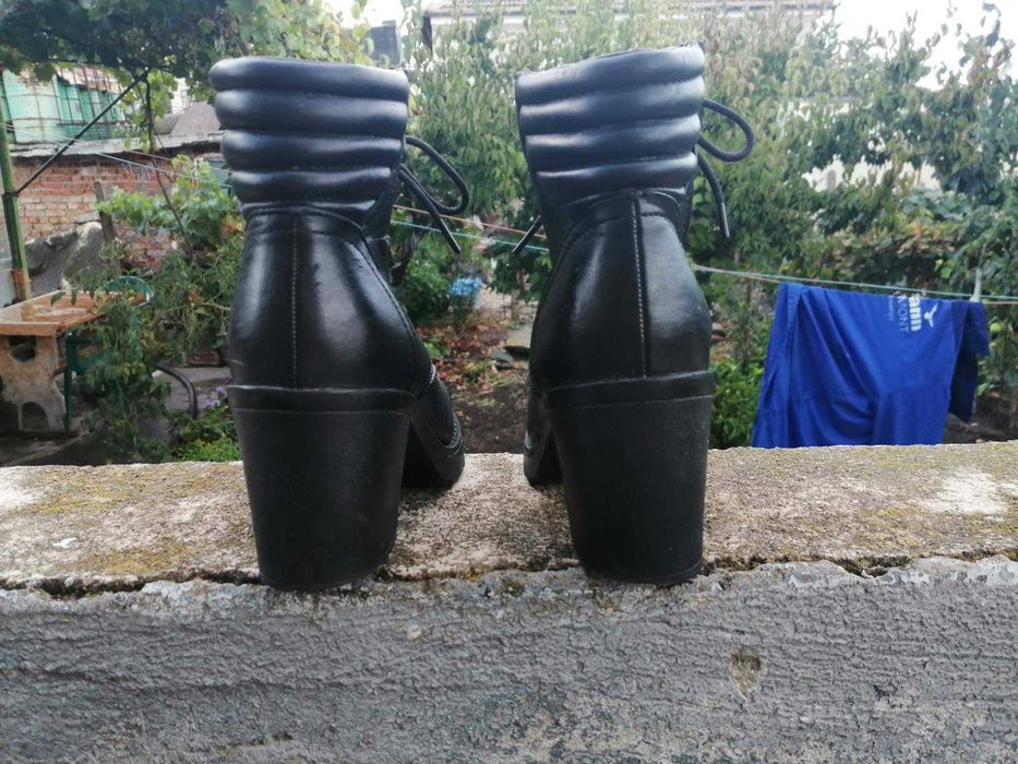 дамски обувки като боти