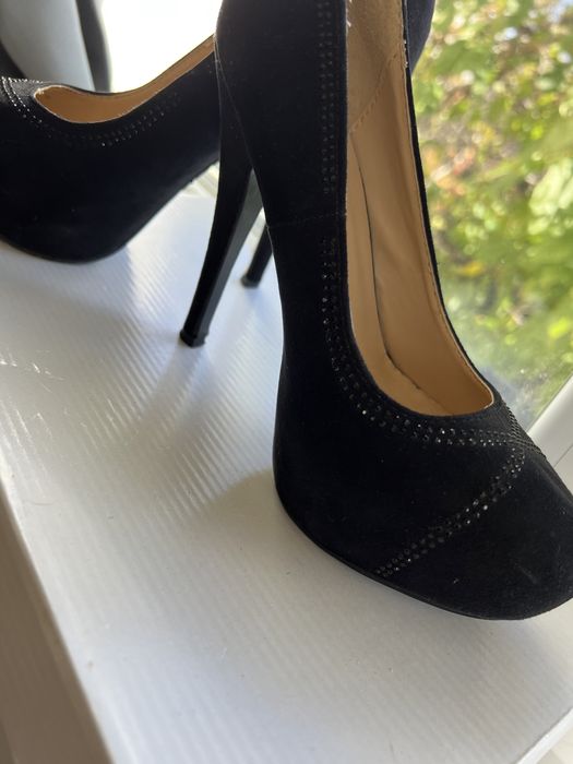 Елегантни обувки за повод