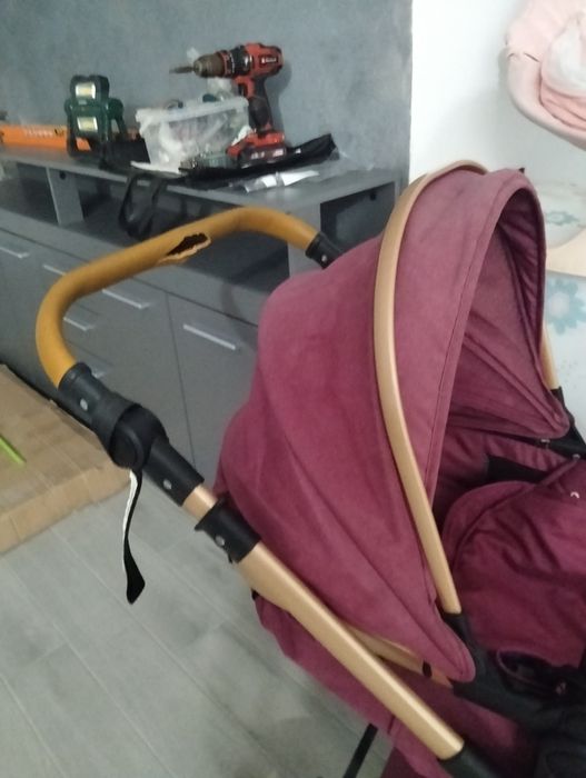 Cărucior +balansoar electric