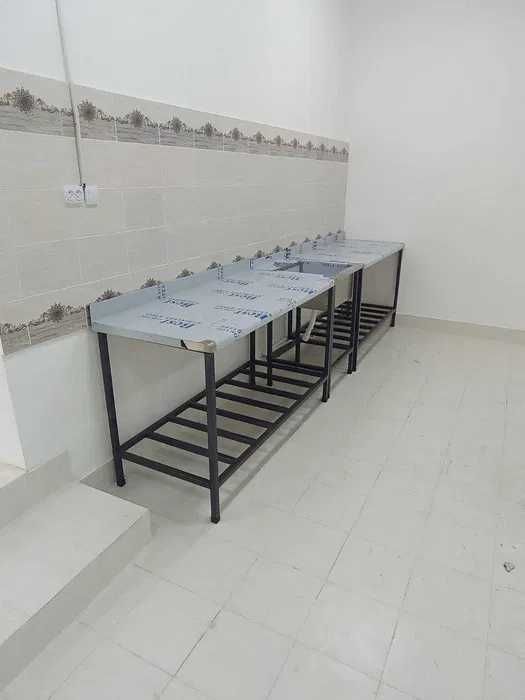 Стол производственный из нержавейки Zanglamaydigan po'latdan stol nerj