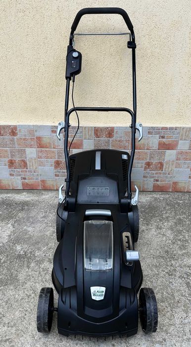 Mr. Gardener Akku 38-2 Li-S - Мощна акумулаторна косачка 40V 38см