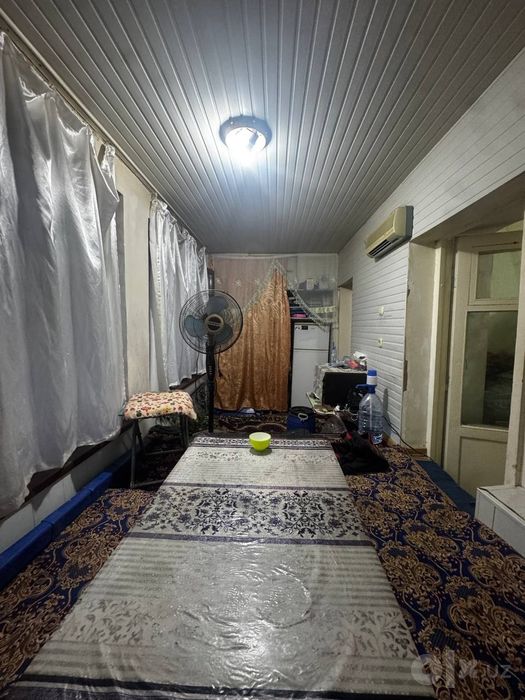 Срочно продаётся 2 ком. КВ. 9 микр. 9 дом.
