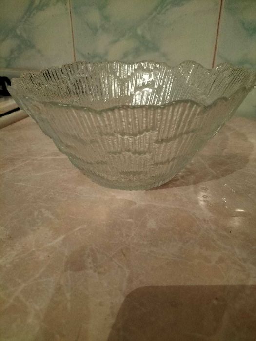 Продам салатницу