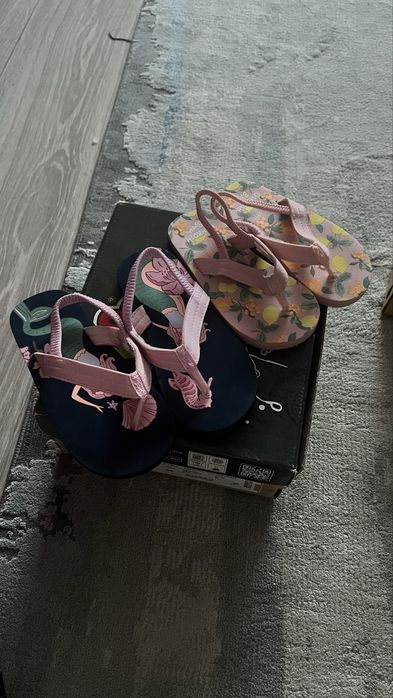 Продам детскую обувь для девочки