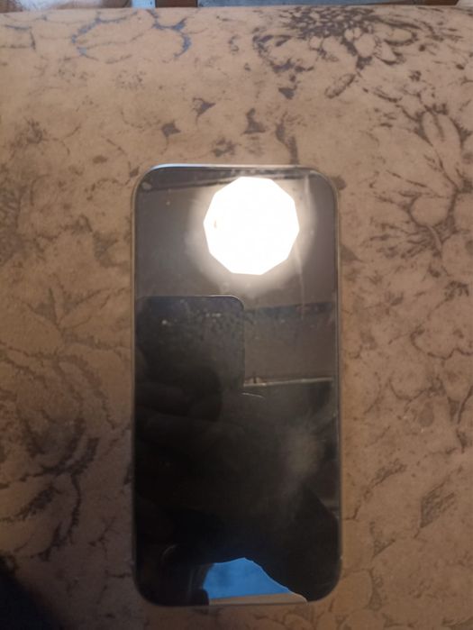 Iphone 16 pro 256 gb обмен на ваши варианты рассмотрю