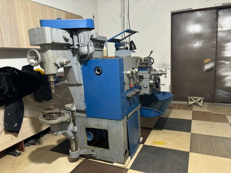 Токарный станок