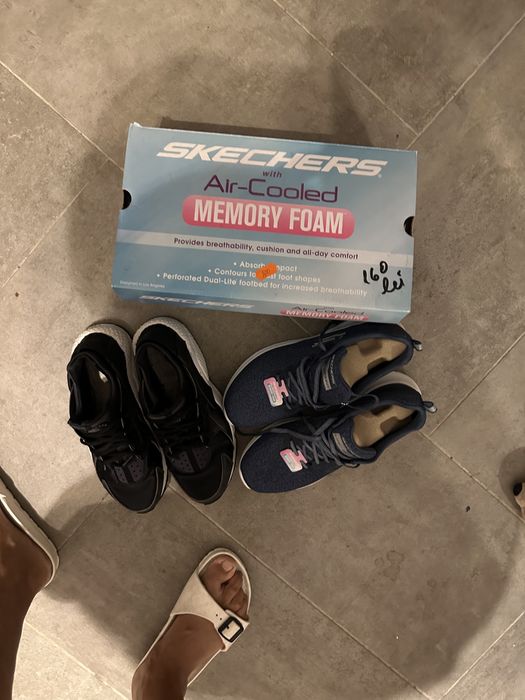 Adidași  firma Nike100 lei