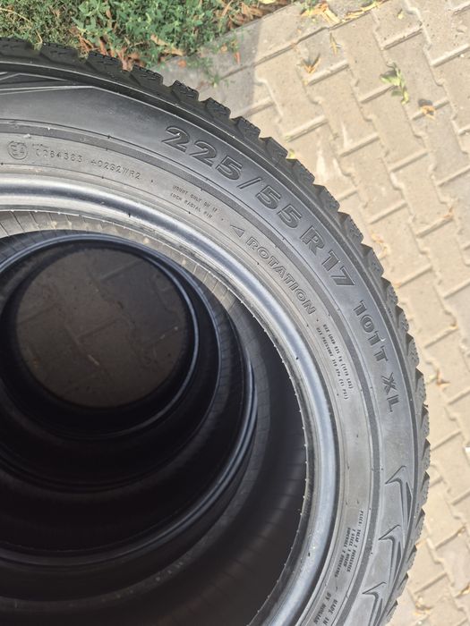 Продам шины 225/55/17 Nokian